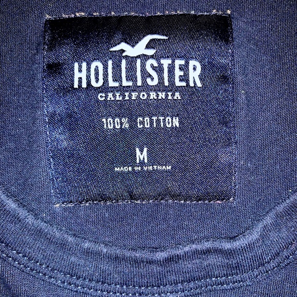 HOLLISTER | Medium | Short Sleeve - Picture 2 of 2